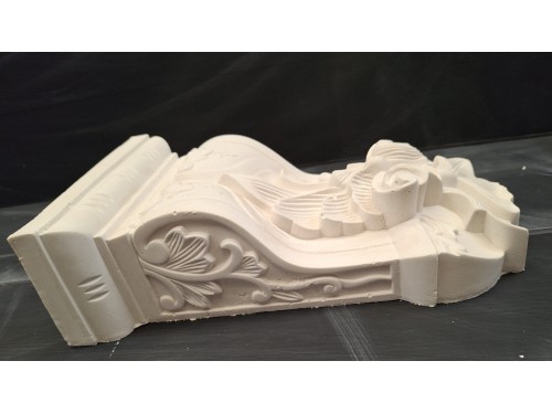 console à feuilles striées